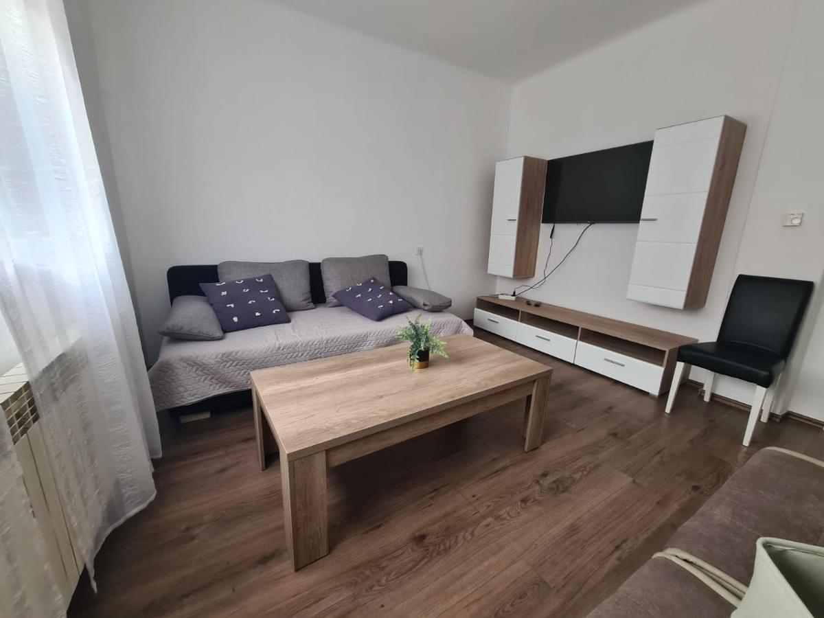 House Delboy With Garage, Crnomerec Загреб Екстериор снимка